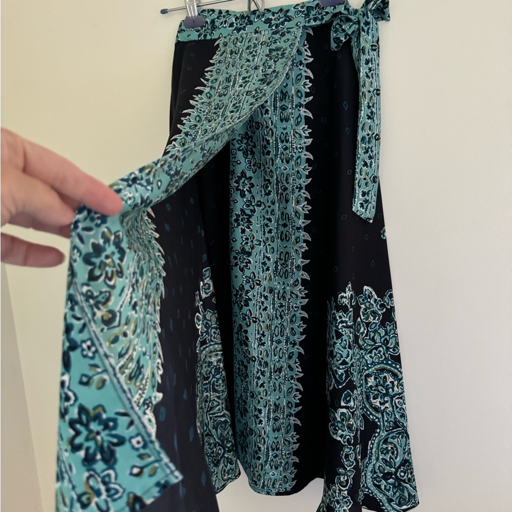 🔴NWOT🔴, Gorgeous Talbots Women’s Wrap Skirt, Size 8 - Picture 2 of 6